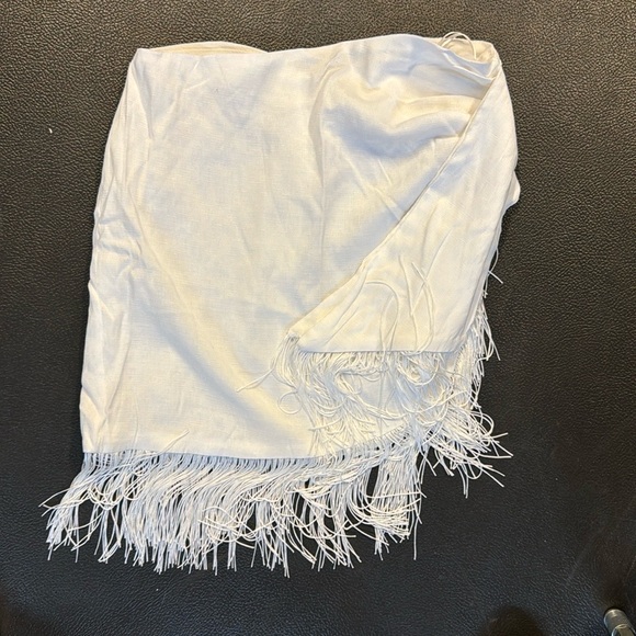 12th Tribe Rosalina White Fringe skirt - Picture 4 of 6